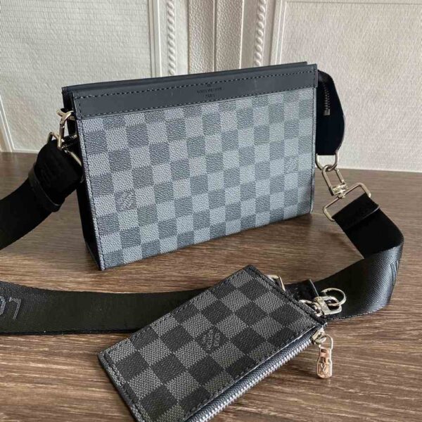 Louis Vuitton GASTON WEARABLE WALLET replica