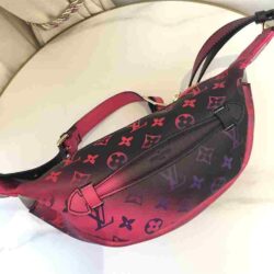 Louis Vuitton DISCOVERY BUMBAG PM replica