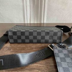 Louis Vuitton GASTON WEARABLE WALLET replica