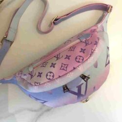 Louis Vuitton DISCOVERY BUMBAG PM replica