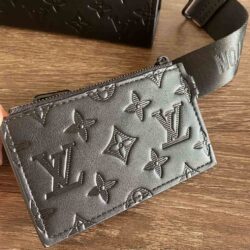 Louis Vuitton GASTON WEARABLE WALLET replica