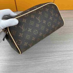 Louis Vuitton DOPP KIT TOILET POUCH replica