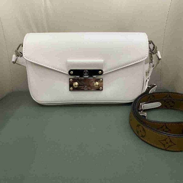Louis Vuitton SWING replica