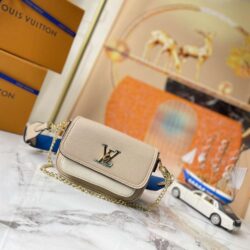 Louis Vuitton LOCKME TENDER replica