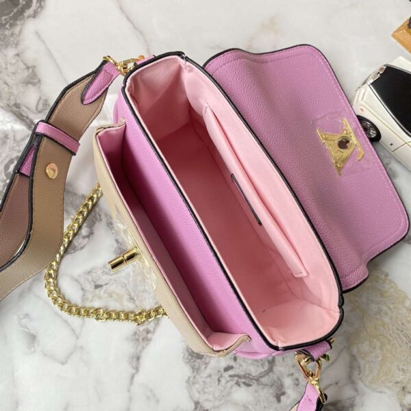 Louis Vuitton LOCKME TENDER replica