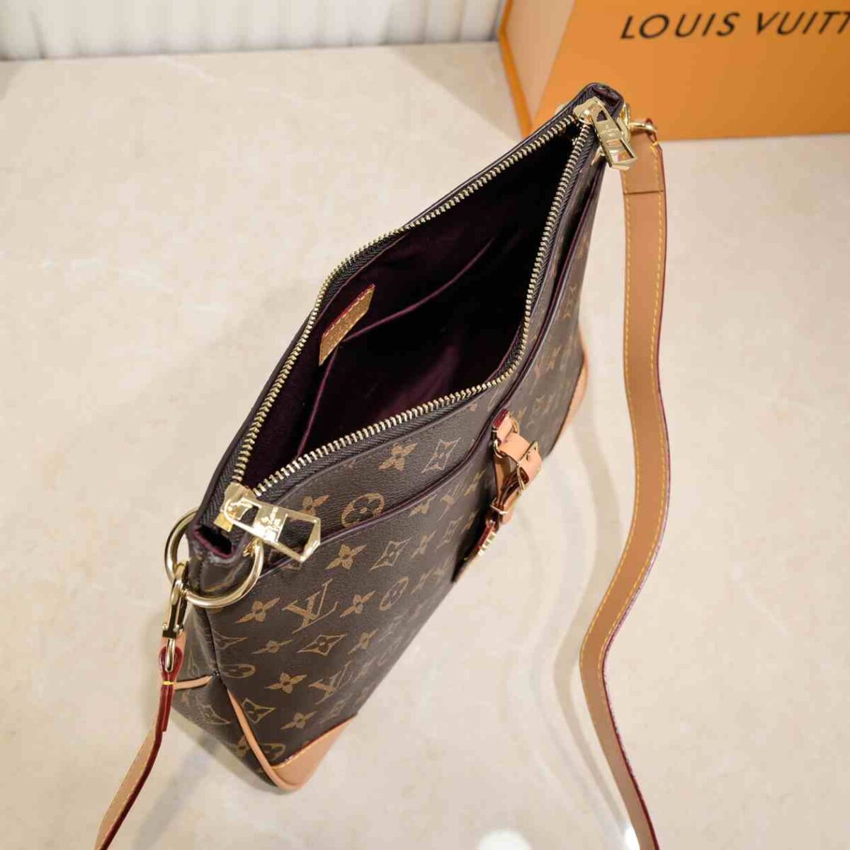 Louis Vuitton ODÉON MM replica