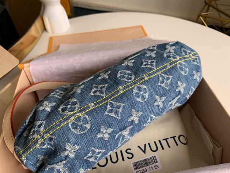 Louis Vuitton Mini Pleaty Bag replica