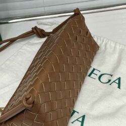 Bottega Veneta Small Intrecciato Strapped Pouch Bag replica