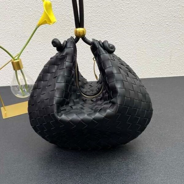 Bottega Veneta Turn Pouch replica