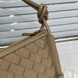 Bottega Veneta Small Intrecciato Strapped Pouch Bag replica