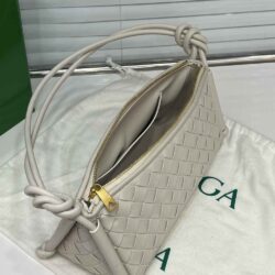 Bottega Veneta Small Intrecciato Strapped Pouch Bag replica