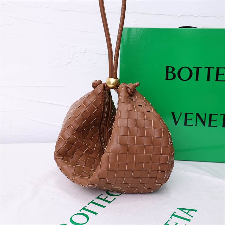 Bottega Veneta Large Turn Pouch replica