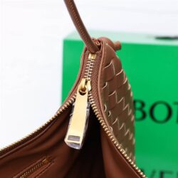 Bottega Veneta Large Turn Pouch replica