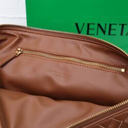 Bottega Veneta Large Turn Pouch replica