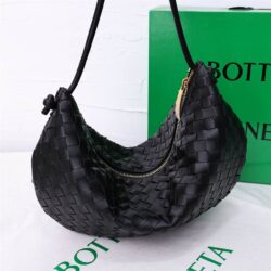 Bottega Veneta Large Turn Pouch replica