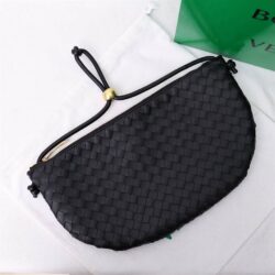 Bottega Veneta Large Turn Pouch replica