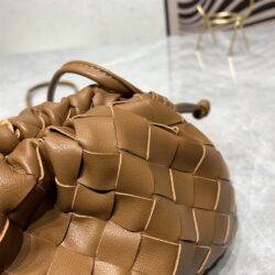 Bottega Veneta Intrecciato Mini Pouch replica