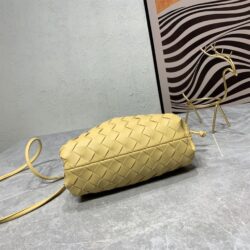 Bottega Veneta Intrecciato Mini Pouch replica