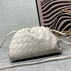 Bottega Veneta Intrecciato Mini Pouch replica