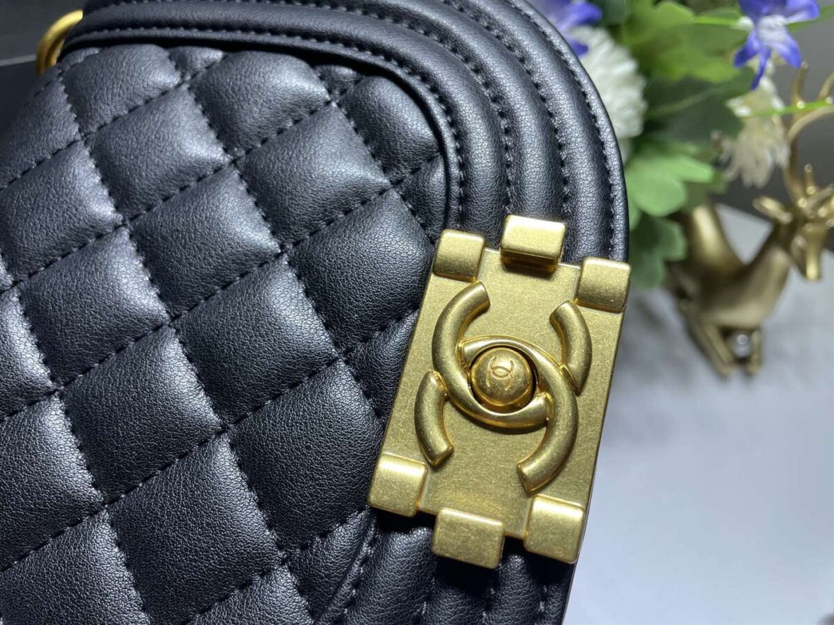 CHANEL MINI BOY MESSENGER BAG replica