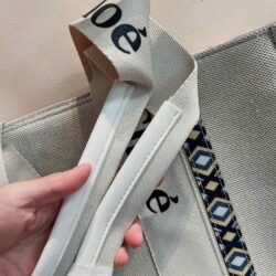 CHLOÉ Woody Medium canvas tote replica