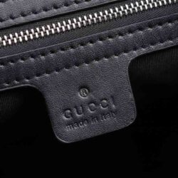 Gucci GG Supreme Wide Messenger replica