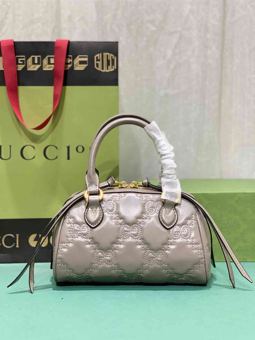 Gucci GG Matelassé Leather Mini Bag replica