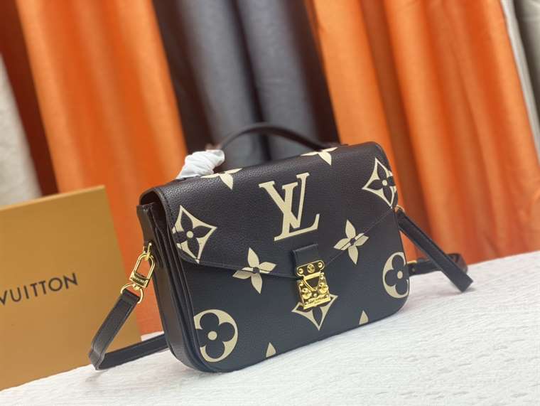 Louis Vuitton POCHETTE MÉTIS Bicolour replica