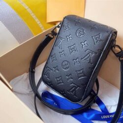 Louis Vuitton S-Lock Vertical wallet Taurillon Monogram replica