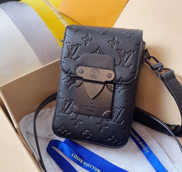 Louis Vuitton S-Lock Vertical wallet Taurillon Monogram replica