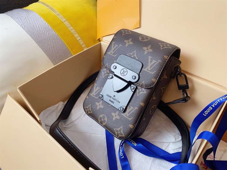 Louis Vuitton S-LOCK VERTICAL WEARABLE WALLET Monogram Canvas replica