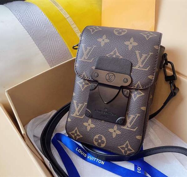 Louis Vuitton S-LOCK VERTICAL WEARABLE WALLET Monogram Canvas replica