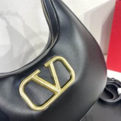 Valentino Garavani STUD SIGN CALFSKIN HOBO BAG replica