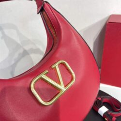 Valentino Garavani STUD SIGN CALFSKIN HOBO BAG replica