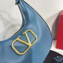 Valentino Garavani STUD SIGN CALFSKIN HOBO BAG replica