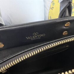 Valentino Garavani SMALL ONE STUD NAPPA HANDBAG replica