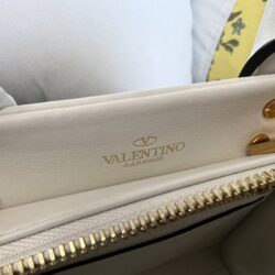 Valentino Garavani SMALL ONE STUD NAPPA HANDBAG replica