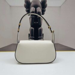 Valentino Garavani VLOGO CHAIN SHOULDER BAG replica