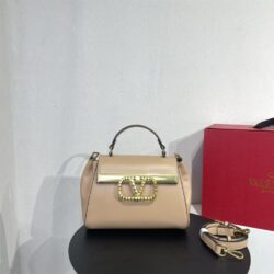 Valentino Garavani ROCKSTUD ALCOVE LEATHER BAG replica