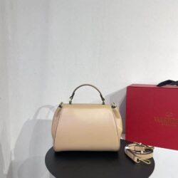 Valentino Garavani ROCKSTUD ALCOVE LEATHER BAG replica