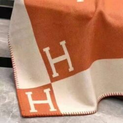 Hermes Plaid Avalon III blanket