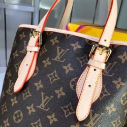 Louis Vuitton MONOGRAM CANVAS PETIT BUCKET BAG