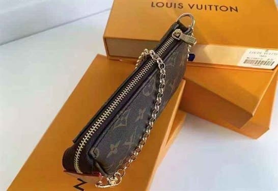 Louis Vuitton MINI POCHETTE ACCESSOIRES