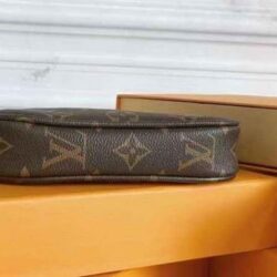 Louis Vuitton MINI POCHETTE ACCESSOIRES