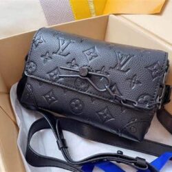 Louis Vuitton Steamer Wearable Wallet replica