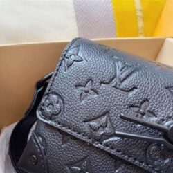 Louis Vuitton Steamer Wearable Wallet replica