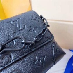 Louis Vuitton Steamer Wearable Wallet replica