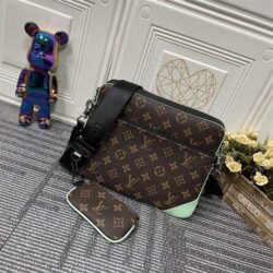 Louis Vuitton Trio Messenger Calf Leather replica