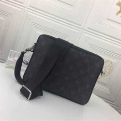 Louis Vuitton Trio Messenger Calf Leather replica