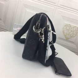 Louis Vuitton Trio Messenger Calf Leather replica